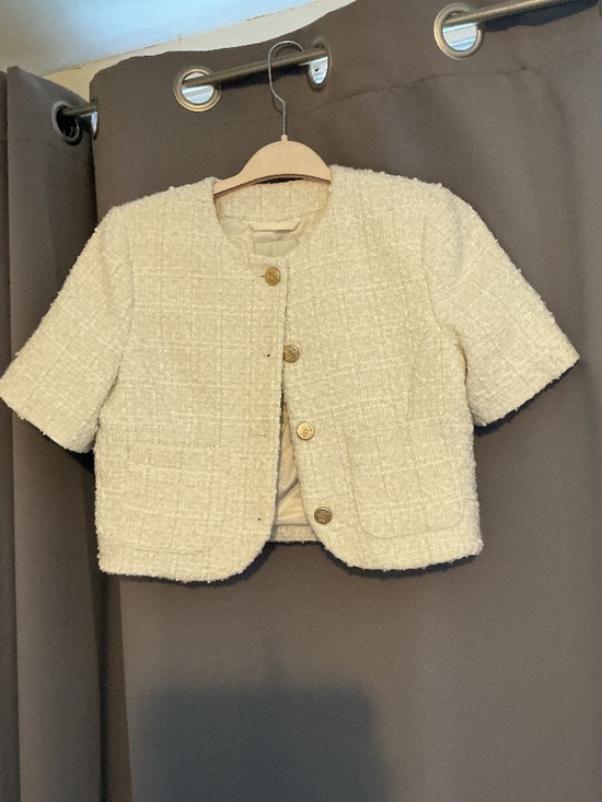 Abercrombie & Fitch Jackets & Blazers - Abercrombie & Fitch Cropped Cream Tweed Short Sleeve Jacket